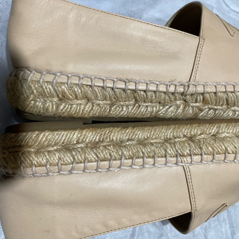 Chanel 皮面杏色漁夫鞋 EU37-15