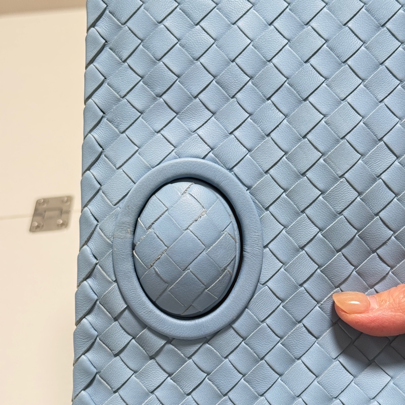 Bottega Veneta Snap 手拿包 皮革 baby藍-18