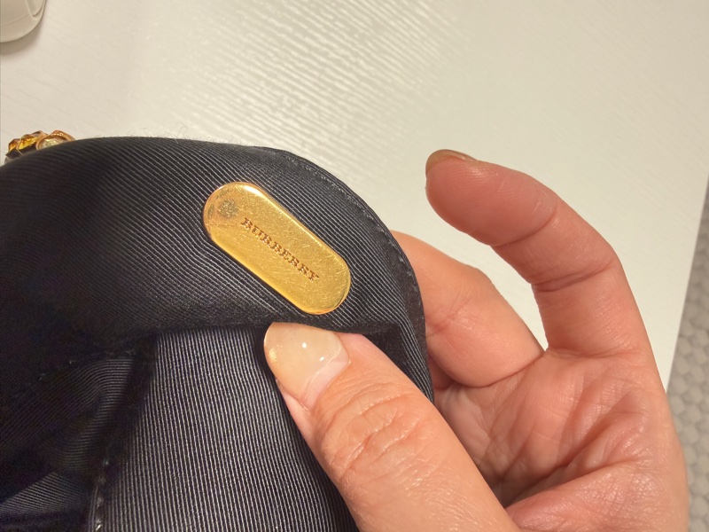 Burberry The Pin 絲質緞面 灰藍色手拿包-10