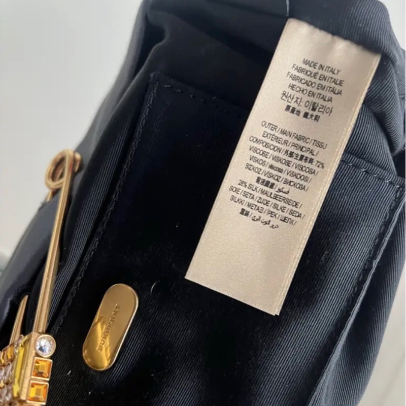 Burberry The Pin 絲質緞面 灰藍色手拿包-13