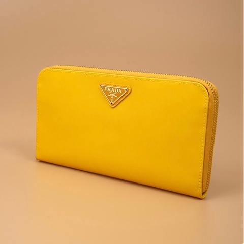 PRADA 普拉達 小雞黃 漆皮長夾