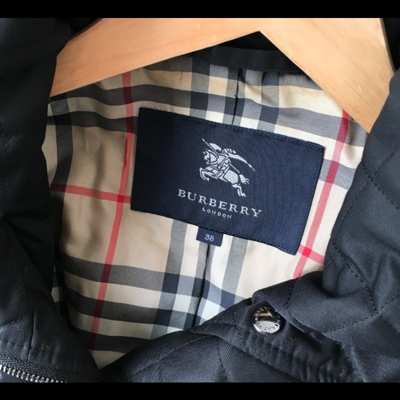 原價8萬6／38號／Burberry／時尚女神連帽外套-1