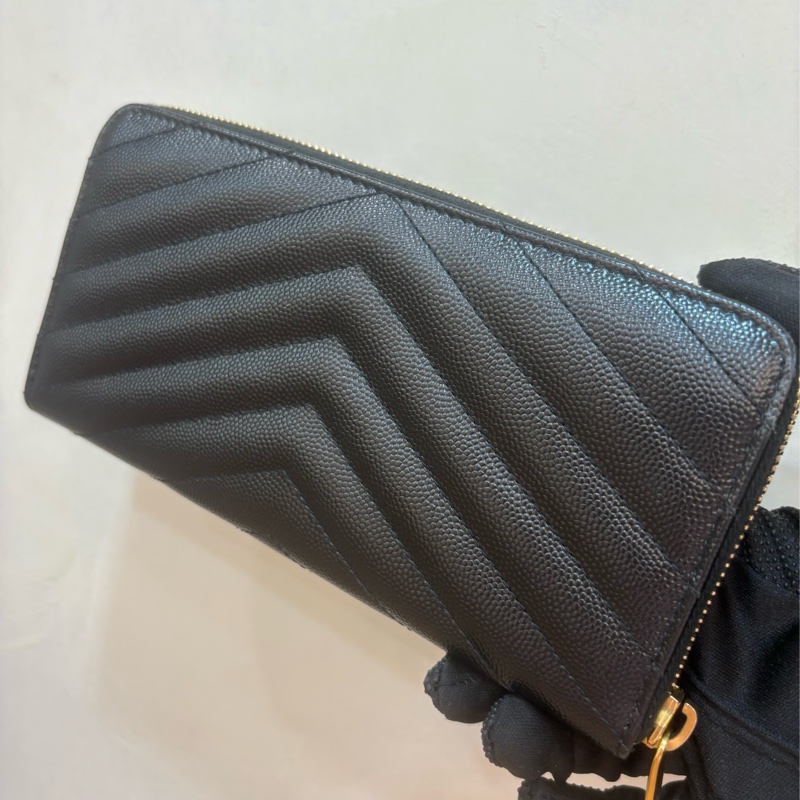ysl 黑金拉鍊魚子醬 長夾-2