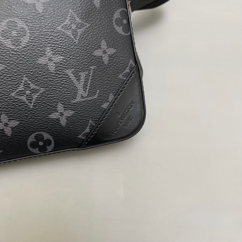 客訂 Louis Vuitton Trio 三合一郵差包-7