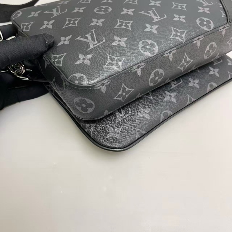 客訂 Louis Vuitton Trio 三合一郵差包-11