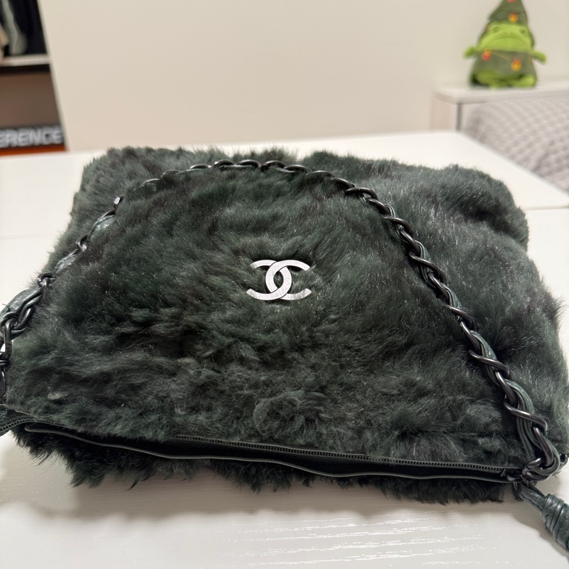 （日本中古）Chanel香奈兒 墨綠色毛毛 手提包-0