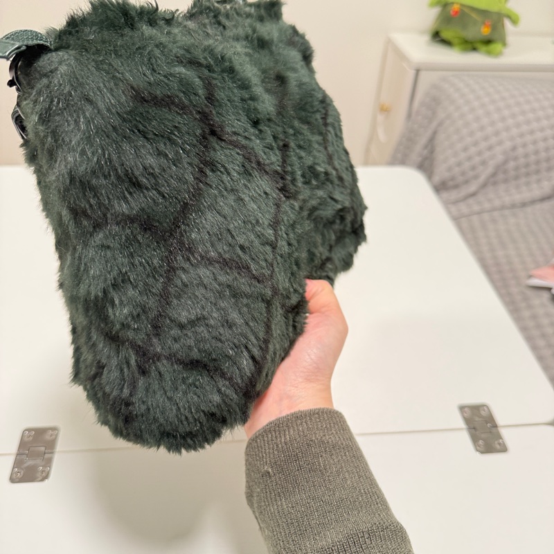 （日本中古）Chanel香奈兒 墨綠色毛毛 手提包-3