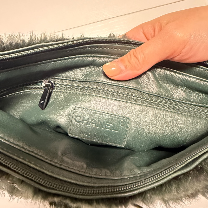 （日本中古）Chanel香奈兒 墨綠色毛毛 手提包-19