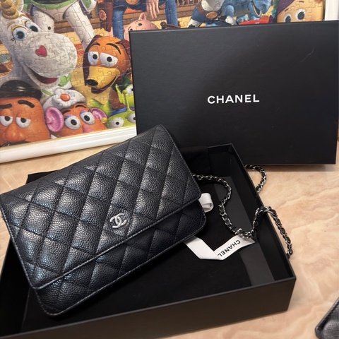 Chanel woc