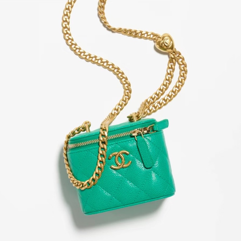 ✨Chanel 23P小牛皮愛心球 小盒子包 晶片款99新💚-0