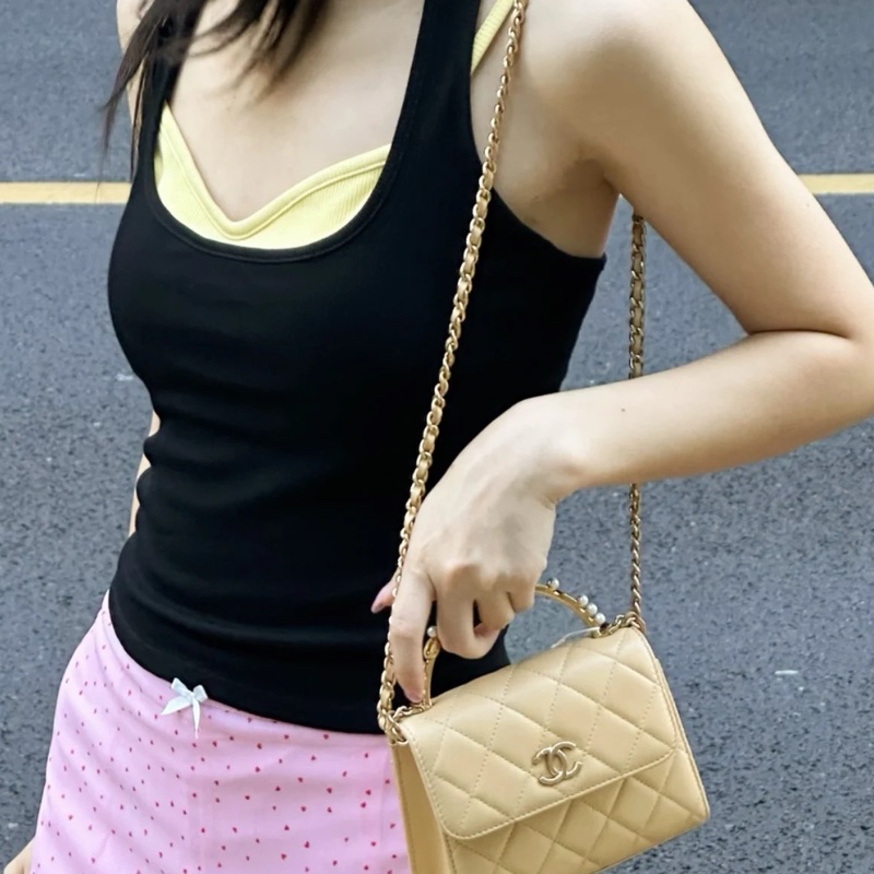 ✨Chanel 手柄珍珠 奶茶色Kelly 99新 晶片款🤍-1