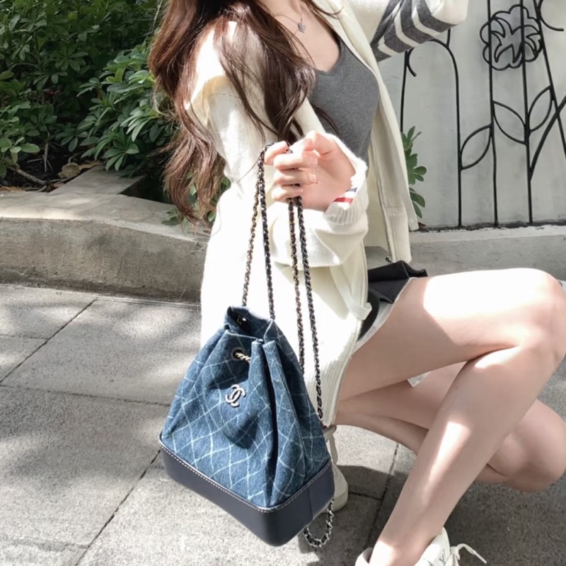 ✨Chanel 稀少 牛仔流浪後背包💙-1