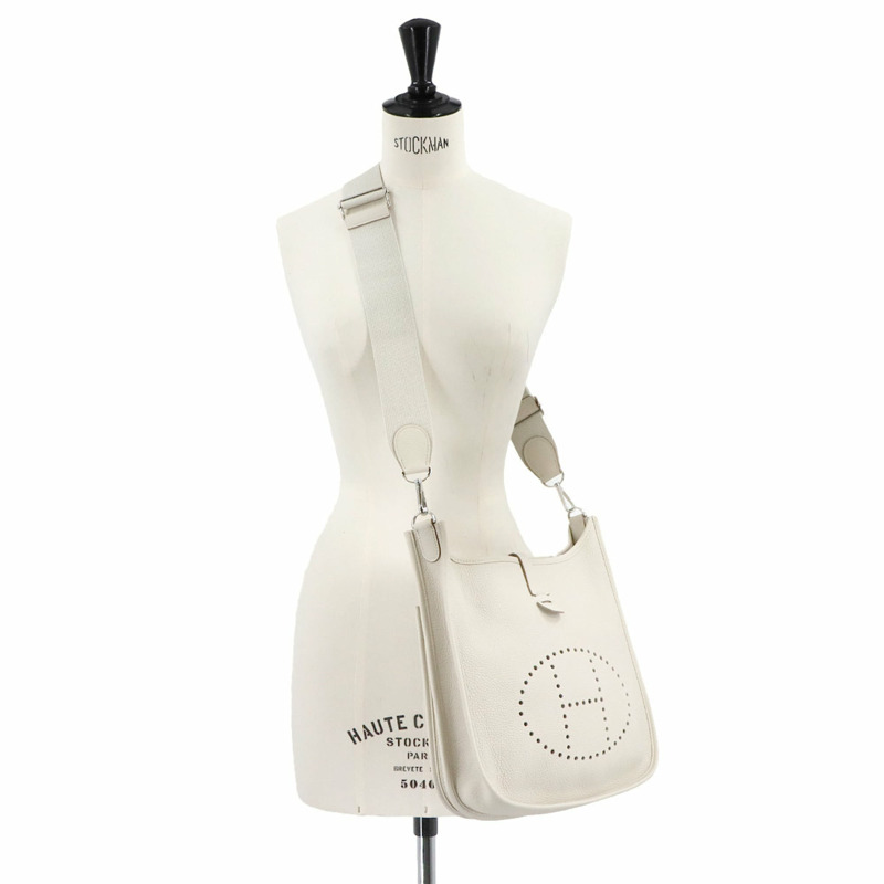 愛馬仕 (Hermes) Evelyne 3 PM 肩背包，採用 Taurillon Clemence 皮革，飾有 Beton A 印記和銀色五金配件。-9