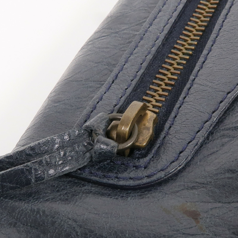 BALENCIAGA 牛皮皮革Clutch金扣手拿包-10