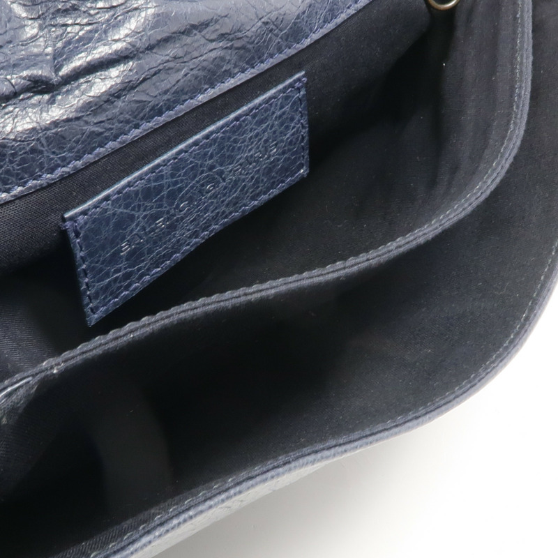 BALENCIAGA 牛皮皮革Clutch金扣手拿包-12