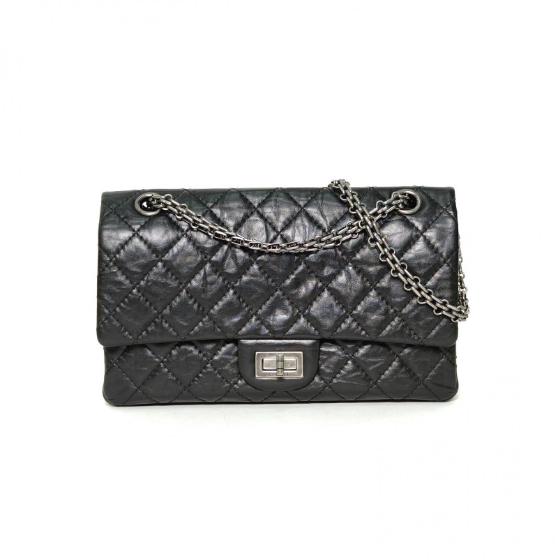 CHANEL 2.55口蓋包小號24黑色牛皮28開銀扣肩背包-0