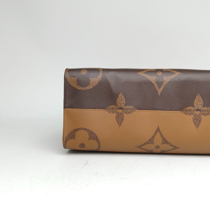 LOUIS VUITTON Onthego中號35老花PVC2021肩背包-4