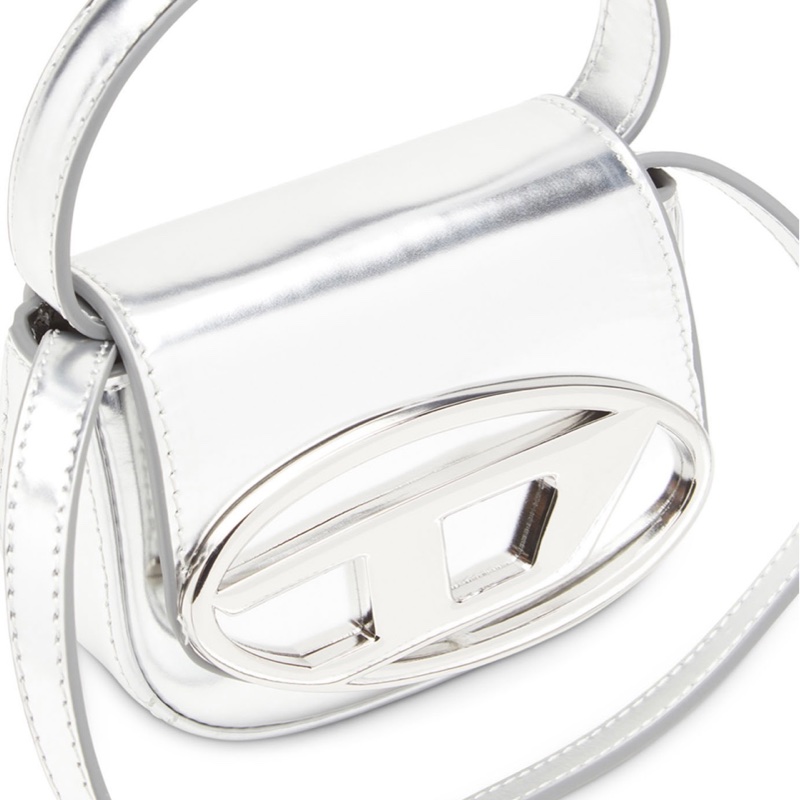 1DR-Iconic shoulder bag in mirrored leather-2