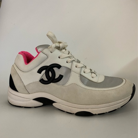 Chanel Sneaker EU 39