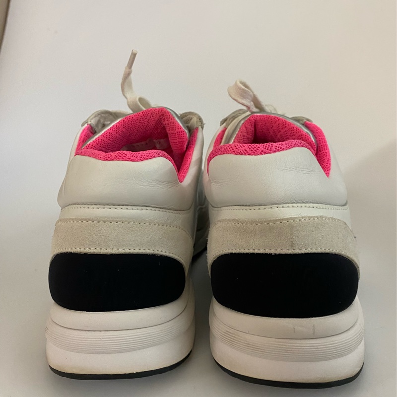 Chanel Sneaker EU 39-5