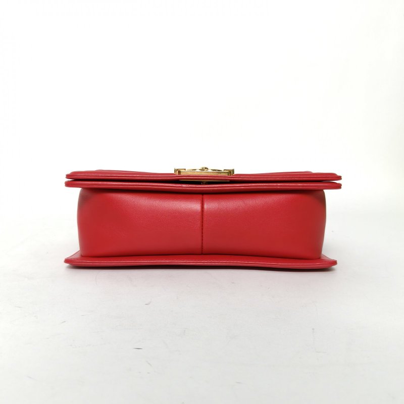 CHANEL Leboy中號25紅色羊皮17開金扣肩背包-4