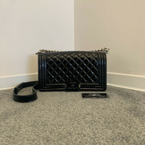 Chanel  黑銀 leboy 中號 黑色漆皮菱格紋銀扣鏈條包