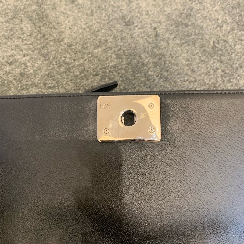 Chanel  黑銀 leboy 中號 黑色漆皮菱格紋銀扣鏈條包-22