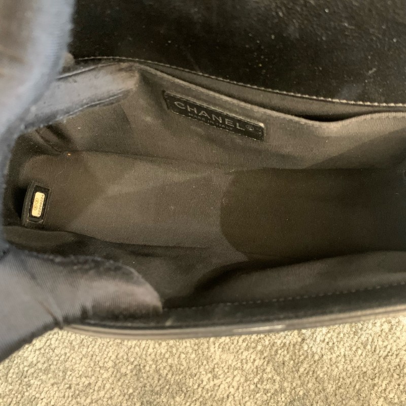 Chanel  黑銀 leboy 中號 黑色漆皮菱格紋銀扣鏈條包-23