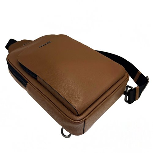 [全新] COACH 素面牛皮男款單肩胸前斜背包(咖)-3