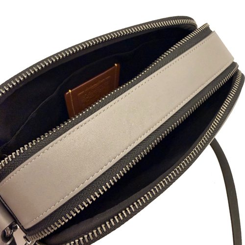 [全新] COACH C LOGO直紋配色男款雙層斜背郵差包(灰)-4