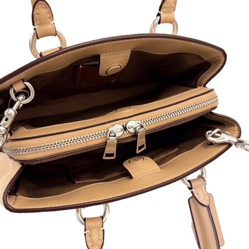 [全新] COACH 新款C LOGO手提斜背兩用黛妃包(杏仁奶茶)-4