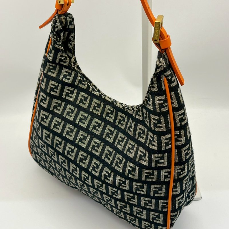 🏷Fendi hobo-4