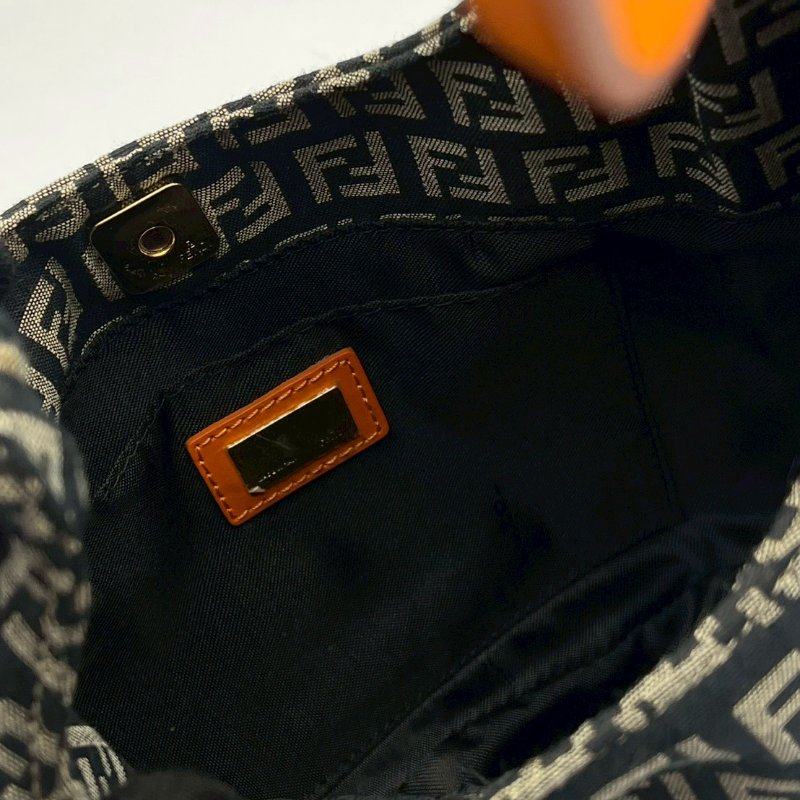 🏷Fendi hobo-8