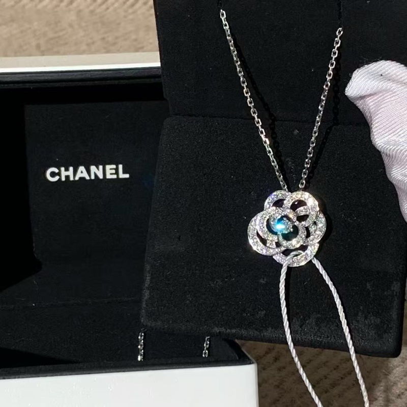 CHANEL香奈兒 CAMELIA 山茶花白金滿鑽項鍊,2025購入-3