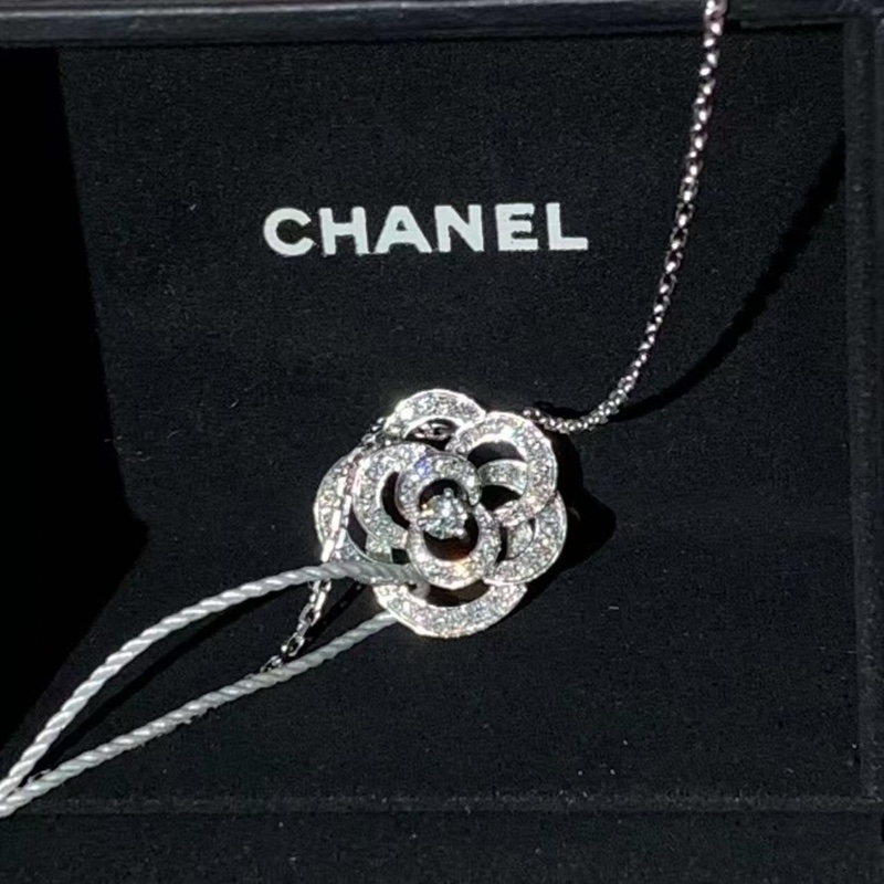 CHANEL香奈兒 CAMELIA 山茶花白金滿鑽項鍊,2025購入-6