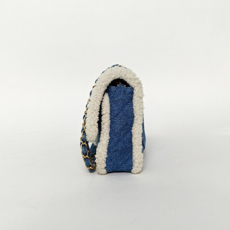 CHANEL 季節款牛仔羊羔毛CF秀款拼色牛仔28開金扣肩背包-3