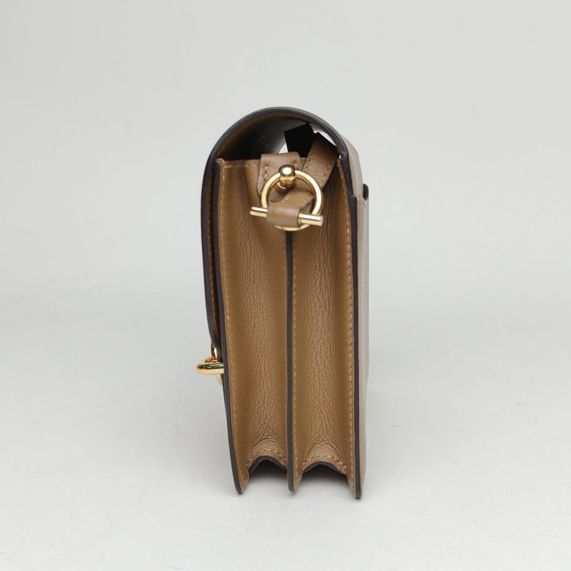 HERMES Roulis豬鼻子19D0威瑪犬米色EC皮Z刻金扣肩背包-1