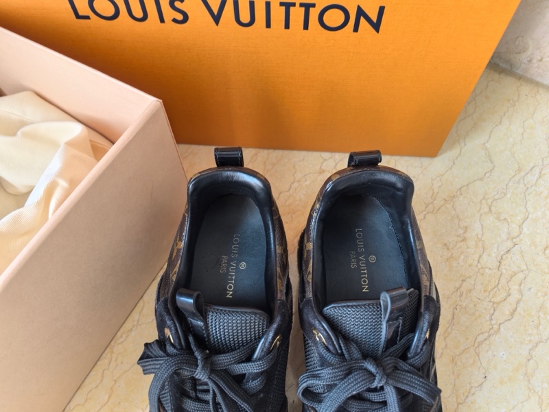 Lv路易威登run away老花絨面小牛皮運動鞋全套 98新-5