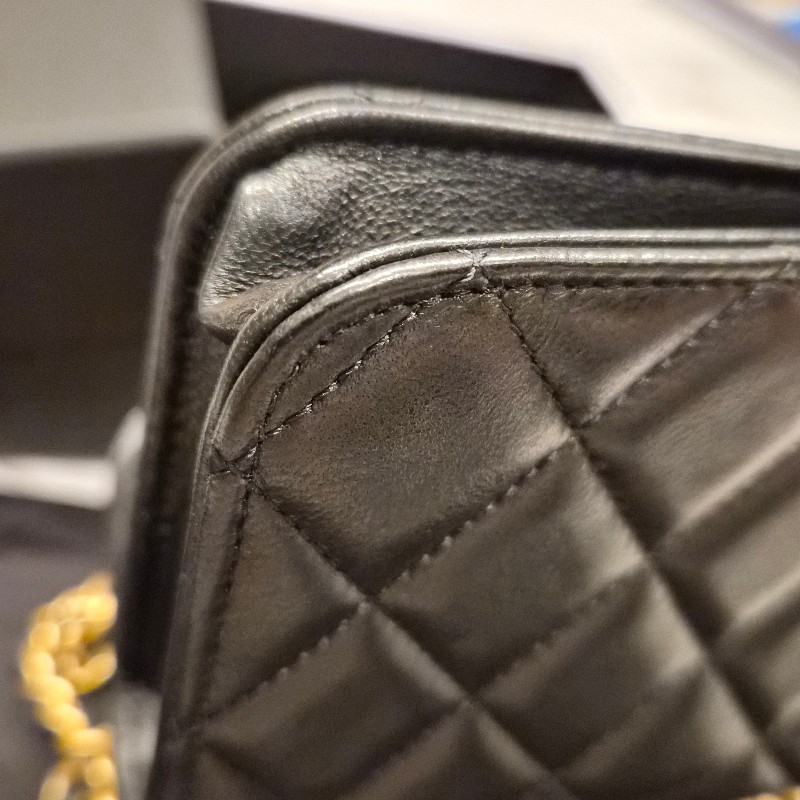 Chanel香奈兒手工坊黑金羊cf handle mini手提鏈條小廢包 斜背包-6