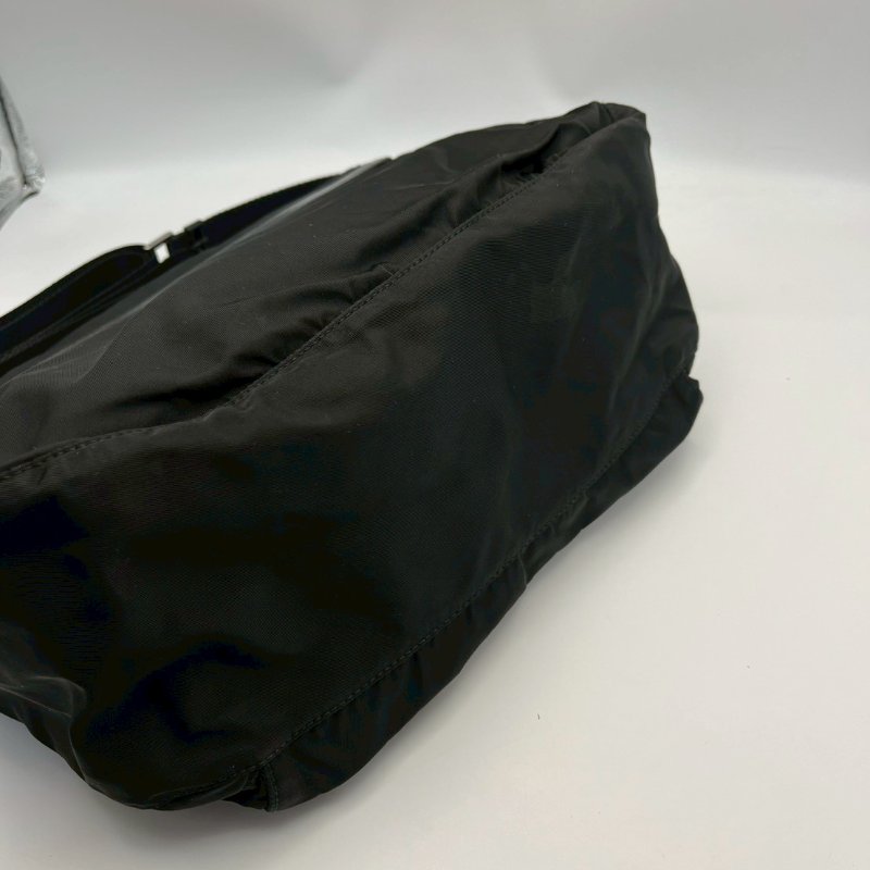 🏷Prada郵差包-7