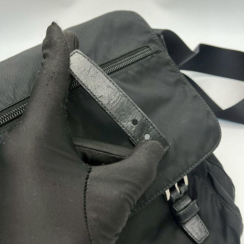 🏷Prada郵差包-19