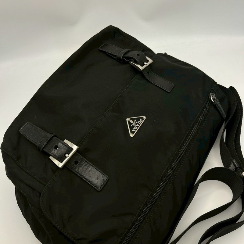 🏷Prada郵差包-21