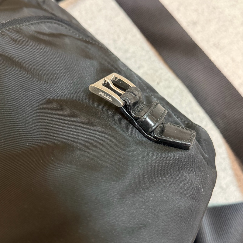 🏷Prada郵差包-19