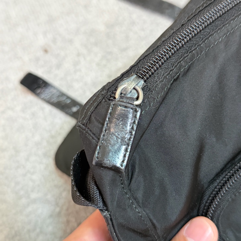 🏷Prada郵差包-22