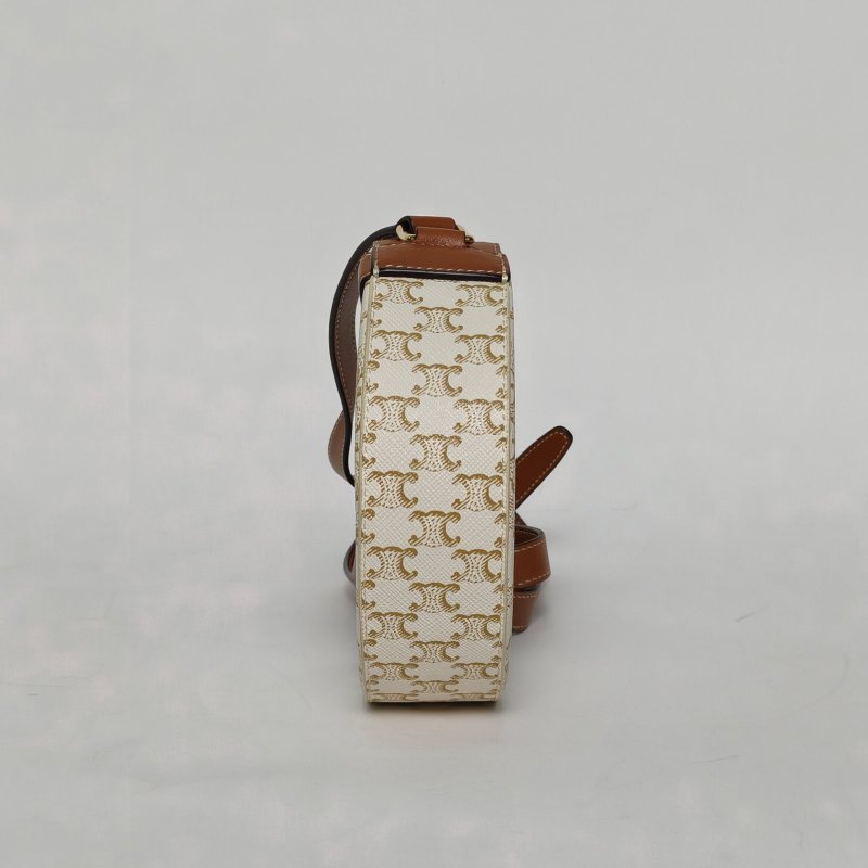 CELINE Triomphe凱旋門標誌印花圓餅包白色PVC金扣肩背包-1