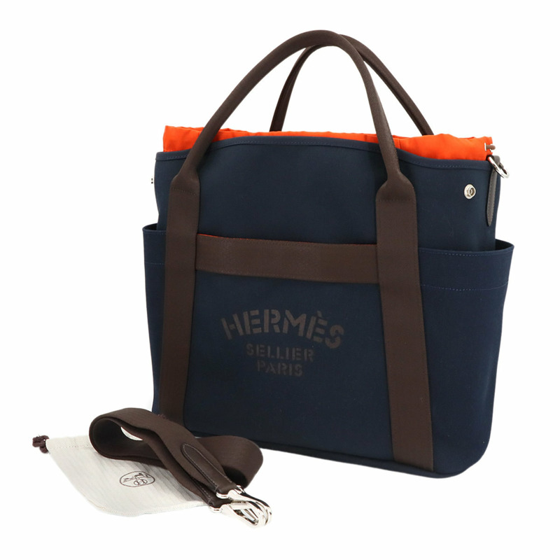 Hermes Hermès Sac de Pansage Groom 2-way tote/sound bag in navy canvas with a "Z" stamp.-1