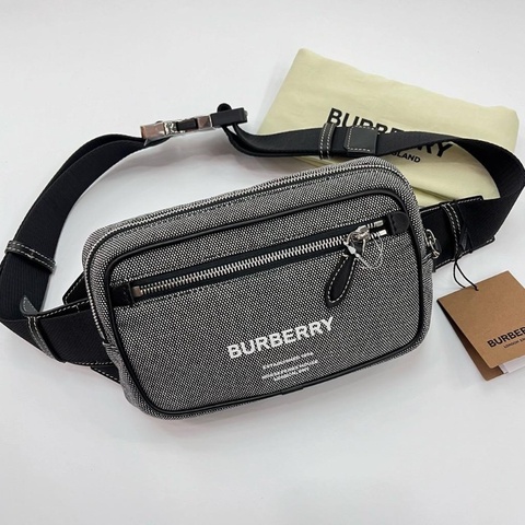 Burberry grey belt bag
