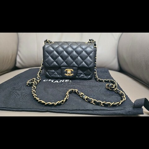 CHANEL 方胖子 mini coco 17  (黑金，保卡29開)