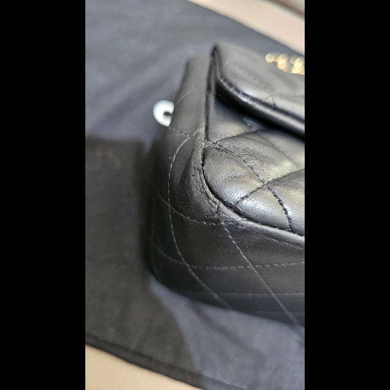 CHANEL 方胖子 mini coco 17  (黑金羊皮，保卡29開)-7