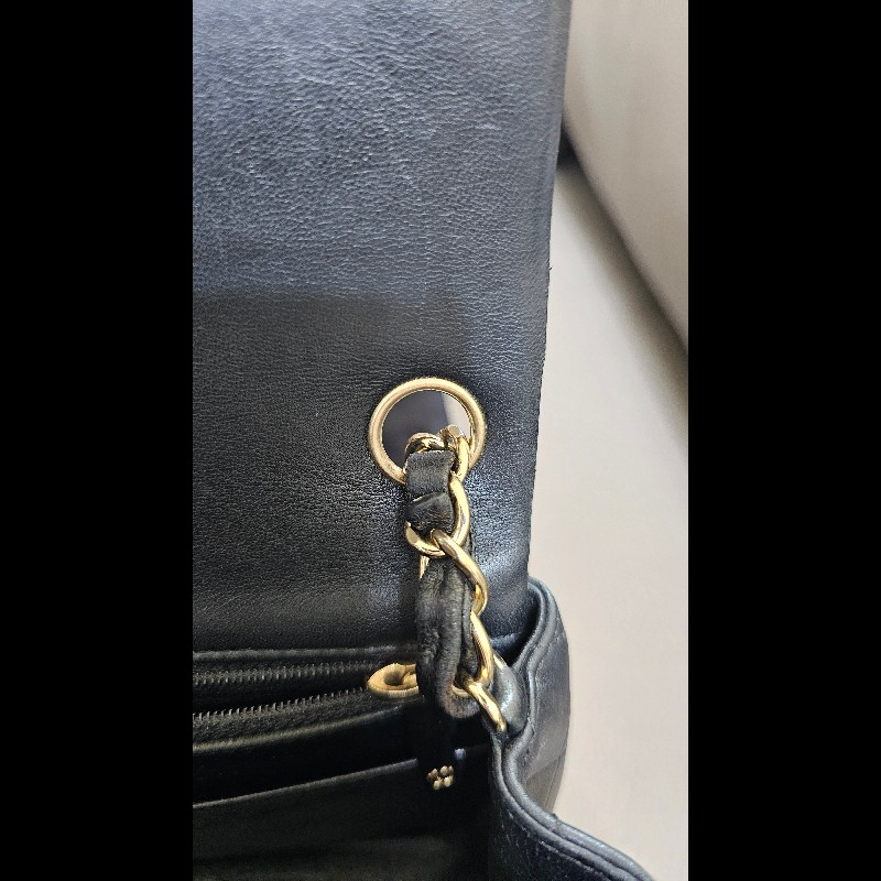 CHANEL 方胖子 mini coco 17  (黑金羊皮，保卡29開)-17